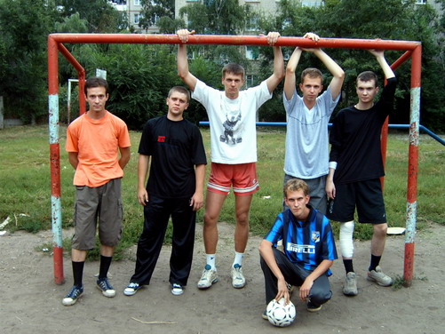 http://www.bezumnoe.ru/fun/football1.jpg